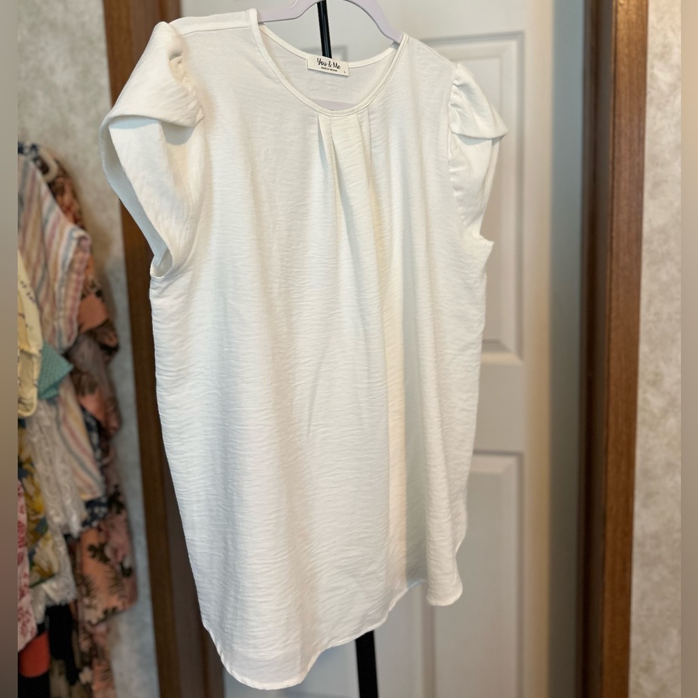 You and Me White Cap Sleeve Blouse L